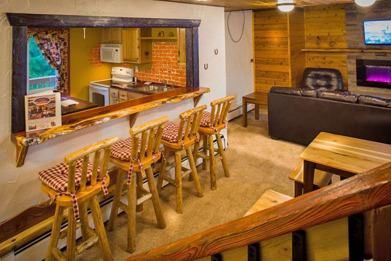Curriers Lakeview Lodge Rice Lake Экстерьер фото