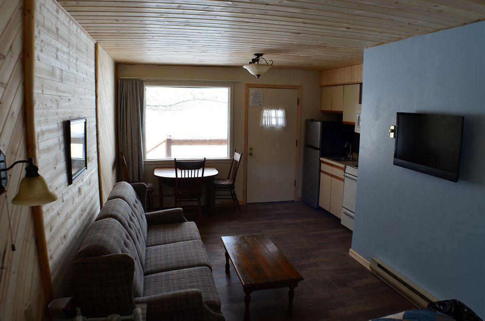 Curriers Lakeview Lodge Rice Lake Экстерьер фото