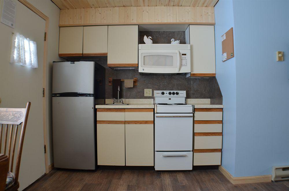 Curriers Lakeview Lodge Rice Lake Экстерьер фото