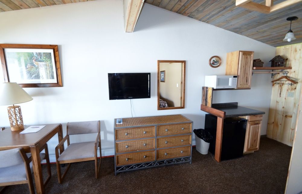Curriers Lakeview Lodge Rice Lake Экстерьер фото