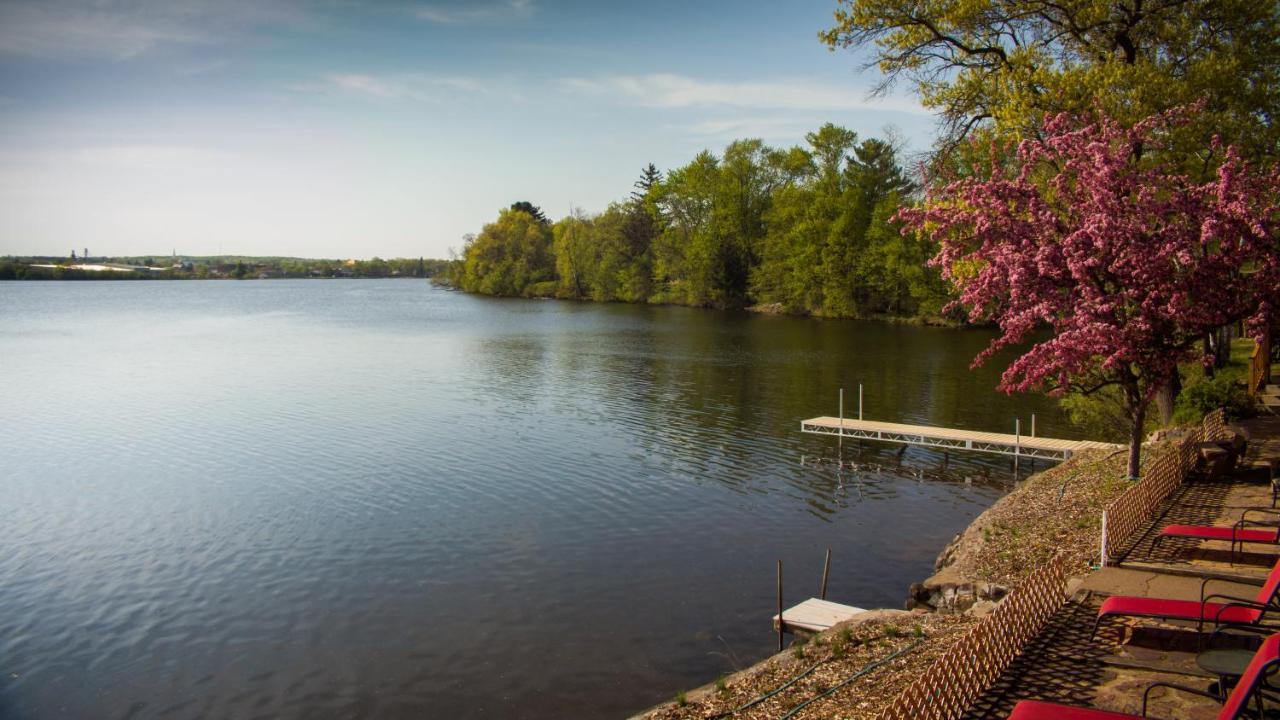 Curriers Lakeview Lodge Rice Lake Экстерьер фото